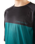 Model is 5' wearing size XL.